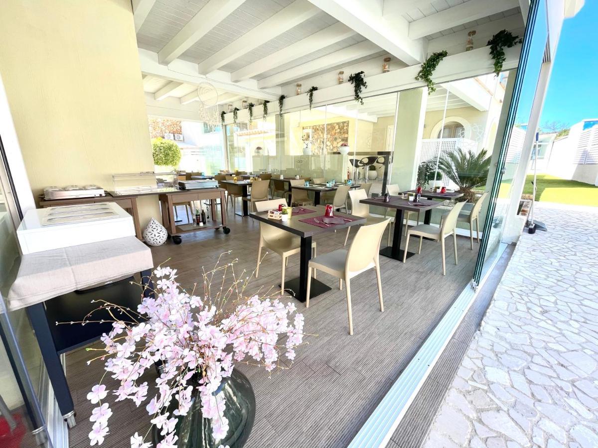 Suimi'S Hotel Villasimius Dış mekan fotoğraf
