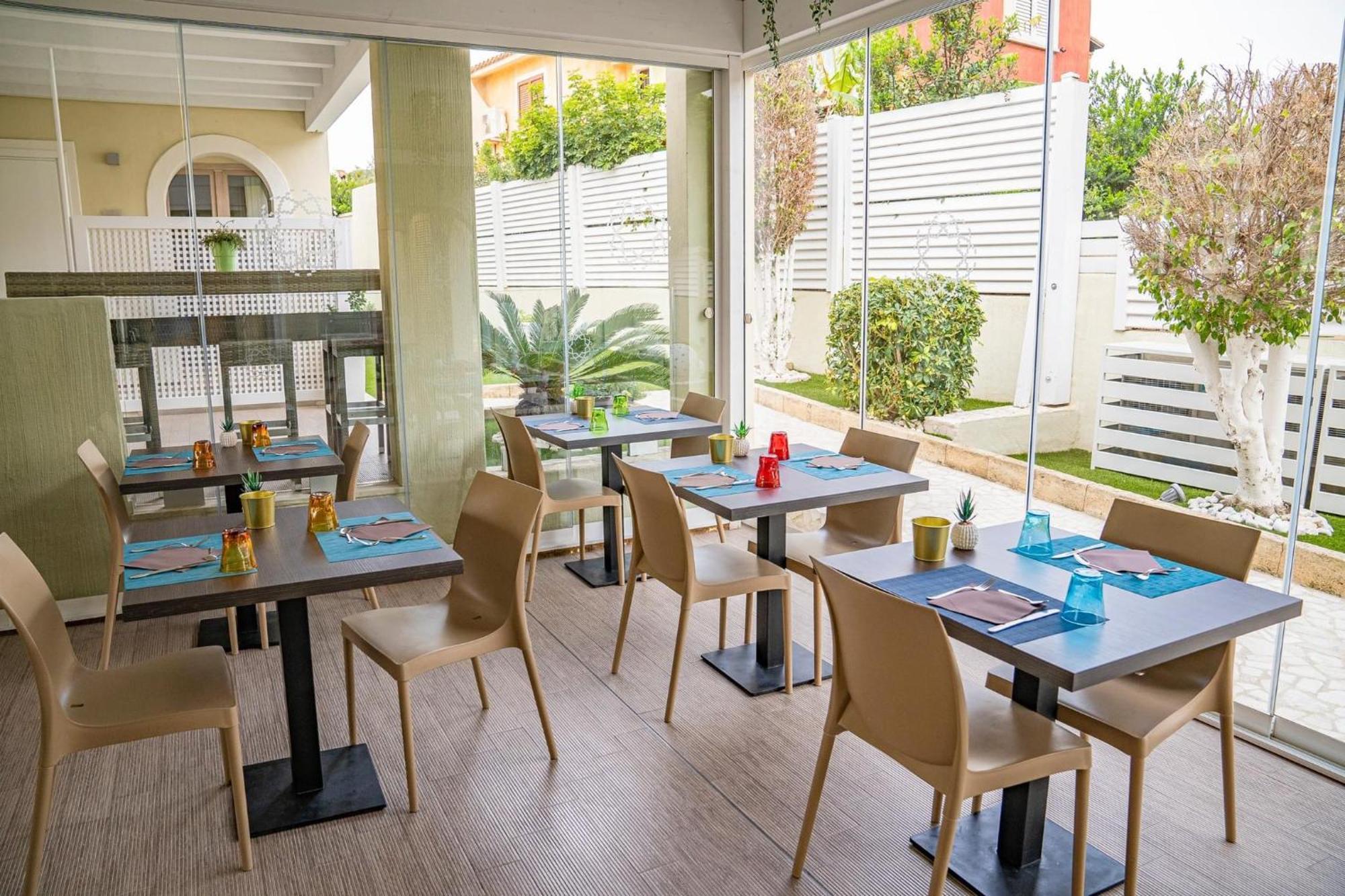 Suimi'S Hotel Villasimius Dış mekan fotoğraf